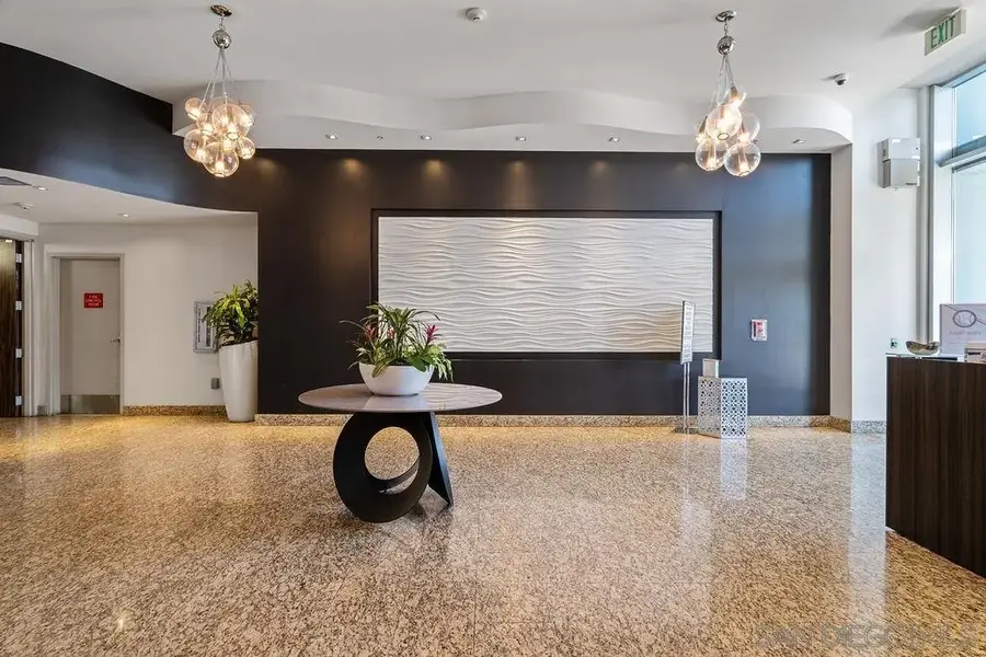 1080 Park Blvd #409, San Diego, CA 92101 - Image #2