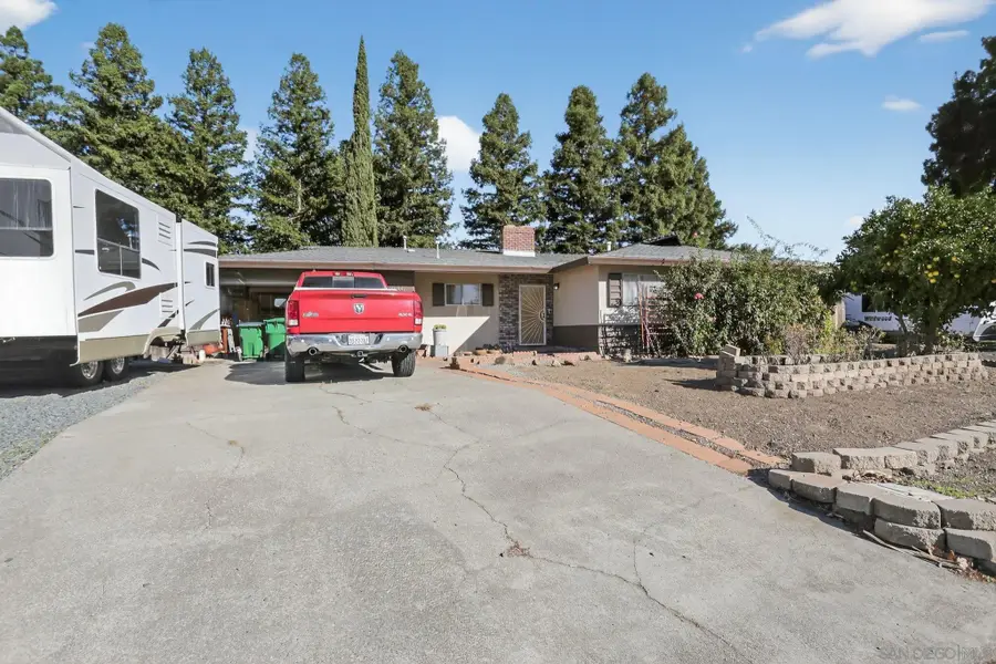 1186 Patricia Dr, Chico, CA 95926 - Image #3