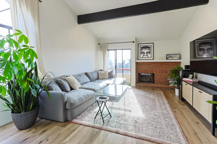 1118 Fresno St #1, San Diego, CA 92111 - Image #2