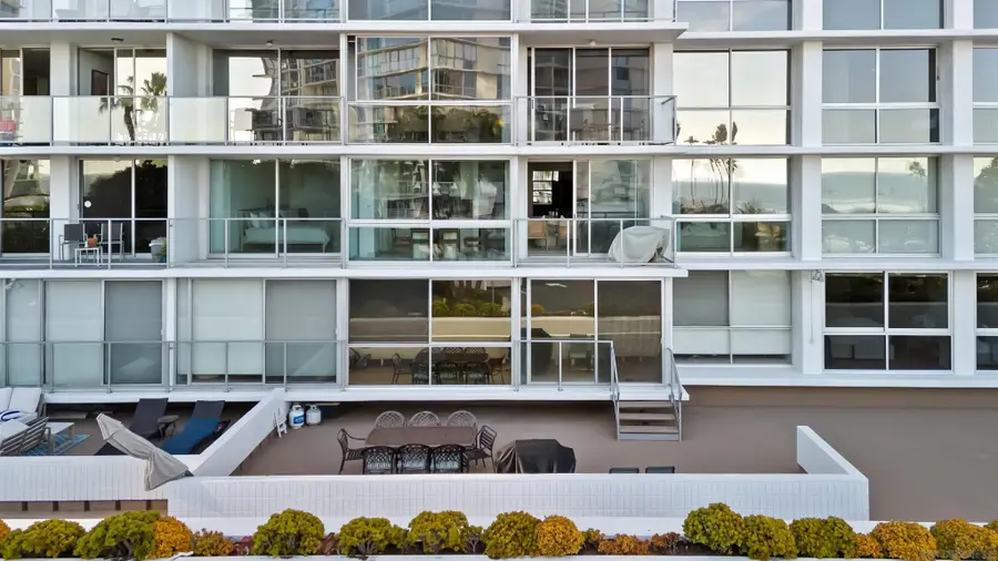 1770 Avenida Del Mundo #102, Coronado, CA 92118 - Image #2