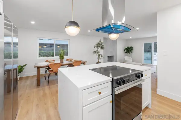 6428 Lake Apopka Pl, San Diego, CA 92119