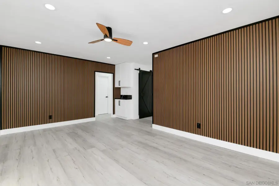 5465 Encina Dr, San Diego, CA 92114 - Image #3