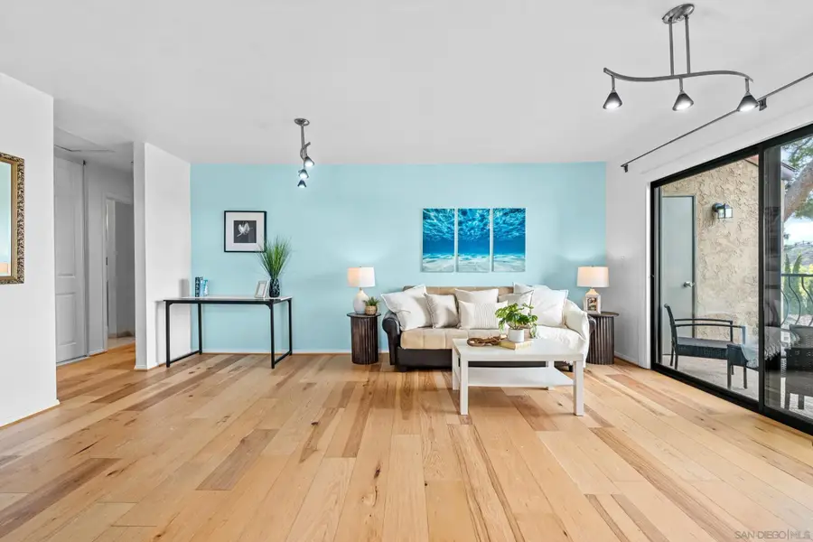 7320 Park Ridge Blvd #216, San Diego, CA 92120 - Image #3