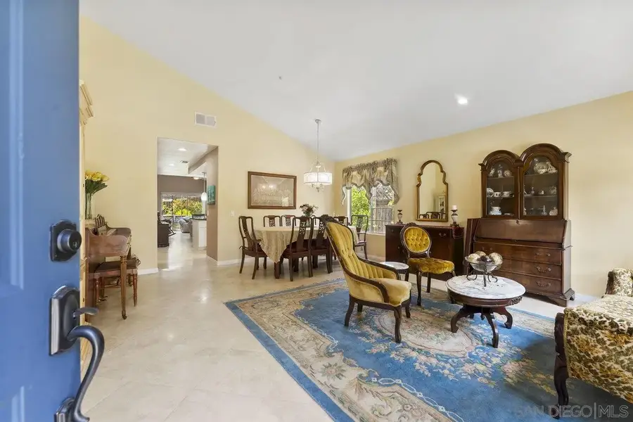 9942 Theresa Ln, Santee, CA 92071 - Image #3