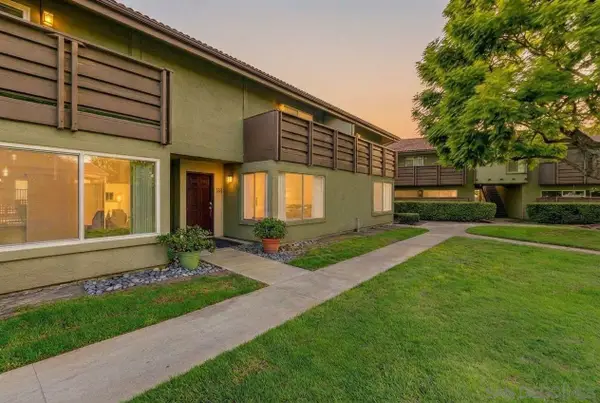 615 Fredricks Ave #122, Oceanside, CA 92058