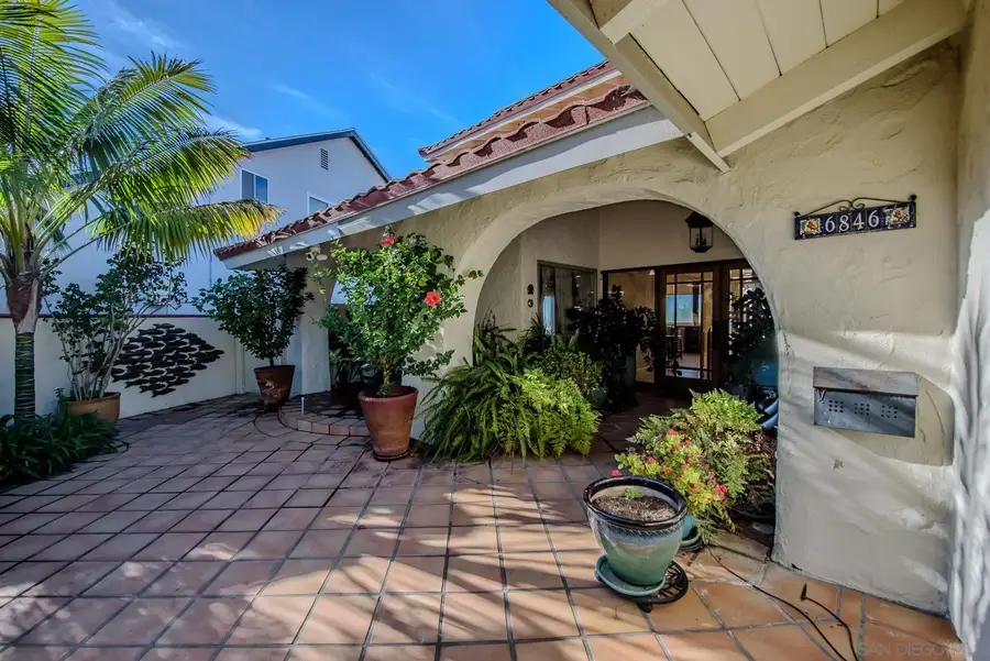 6846 Del Paso Place, San Diego, CA 92120 - Image #2