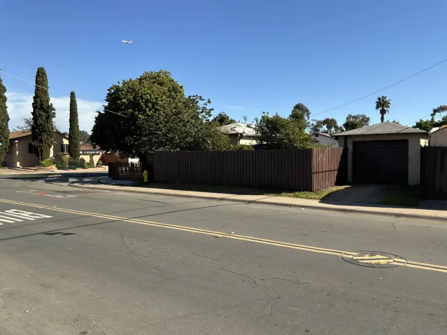 3305 Steel St, San Diego, CA 92113 - Image #3