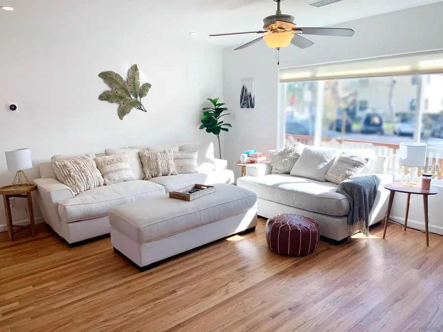 1066-68 Emerald, San Diego, CA 92109 - Image #3