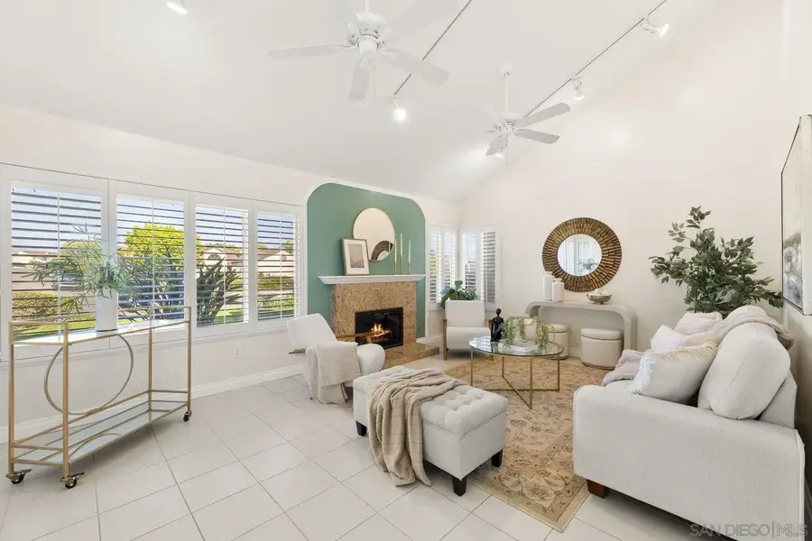 11409 Duenda Rd, San Diego, CA 92127 - Image #2