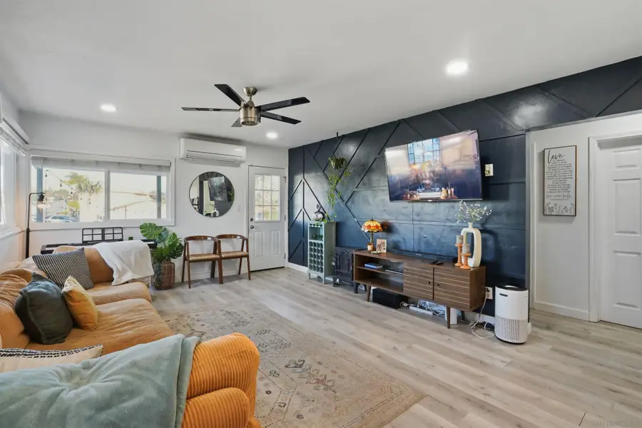 5533 Roswell St, San Diego, CA 92114 - Image #3