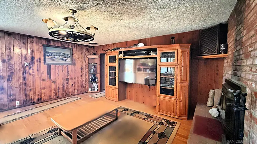 11041 Summit Avenue, Santee, CA 92071 - Image #3