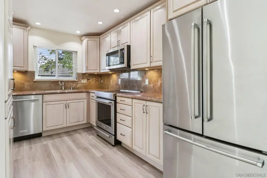 6038 Cirrus St, San Diego, CA 92110 - Image #3