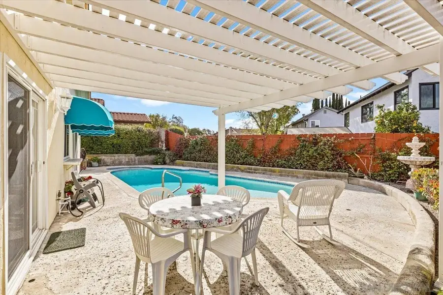 11015 Vivaracho Way, San Diego, CA 92124 - Image #2