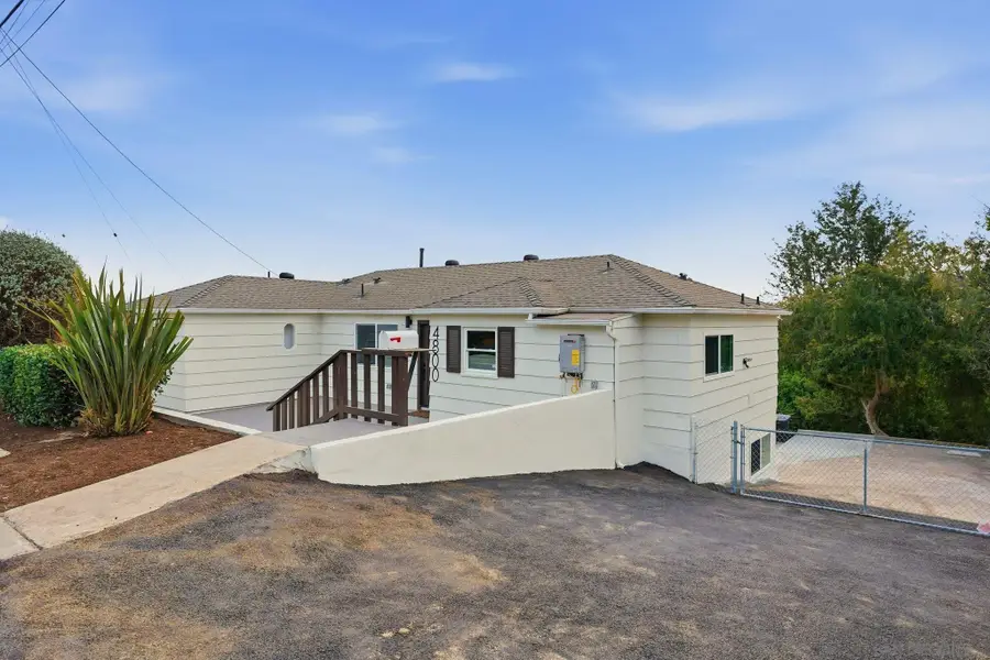 4800 Lee Ave, La Mesa, CA 91942 - Image #2