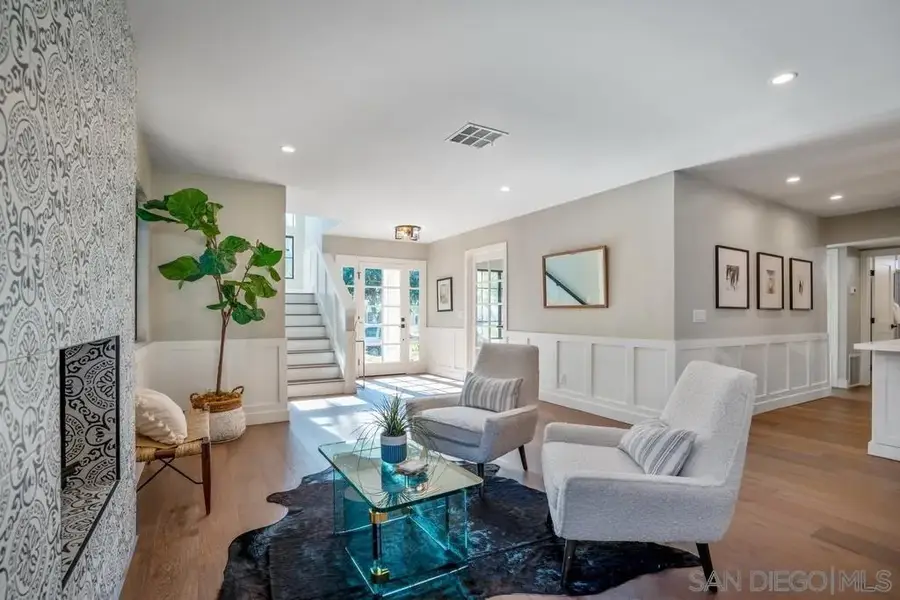 1436 Missouri St, San Diego, CA 92109 - Image #2