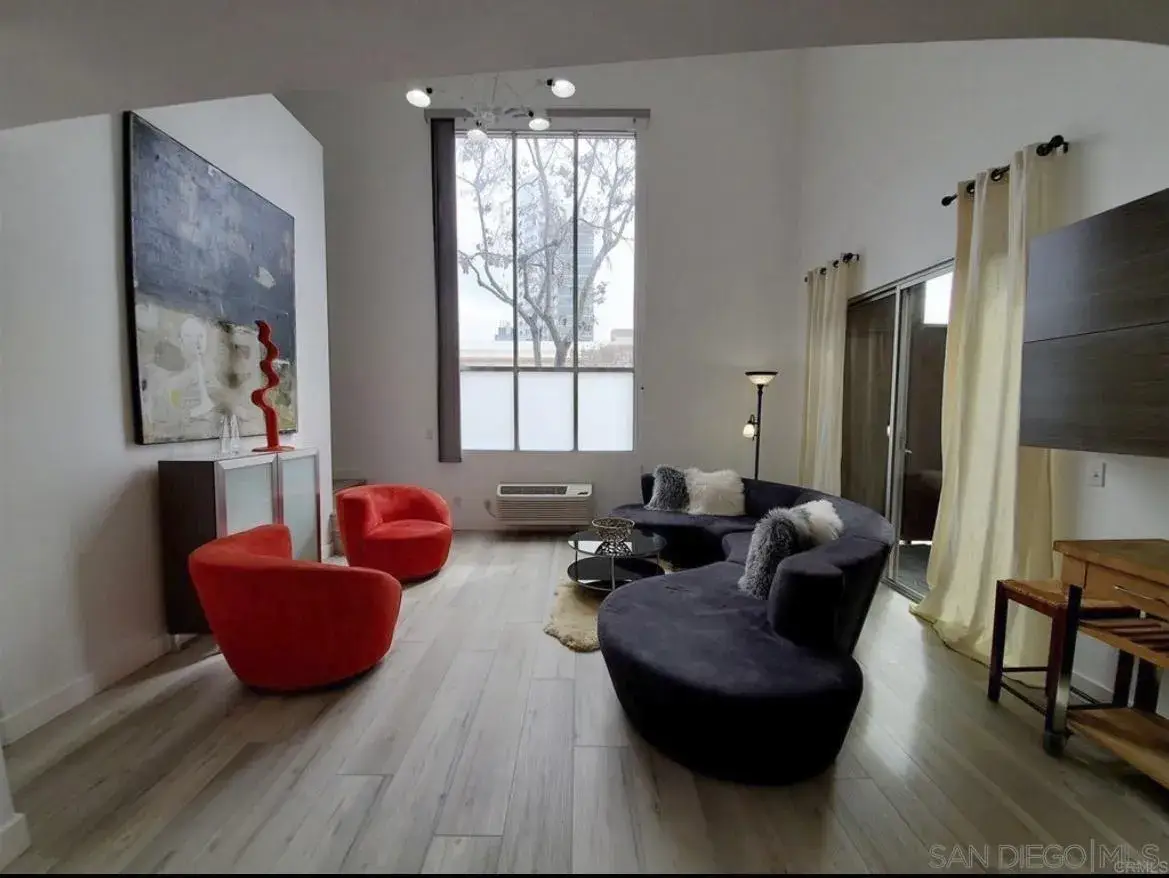 948 G Street #19, San Diego, CA 92101 - Image #1