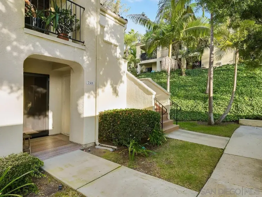 7301 Calle De Fuentes, Carlsbad, CA 92009 - Image #3