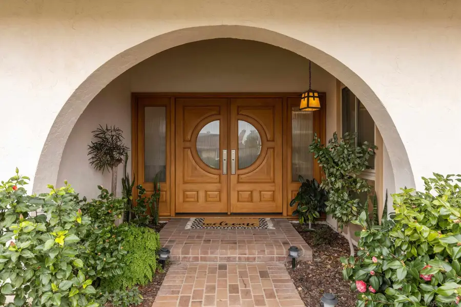 6251 Brynwood Ct, San Diego, CA 92120 - Image #2