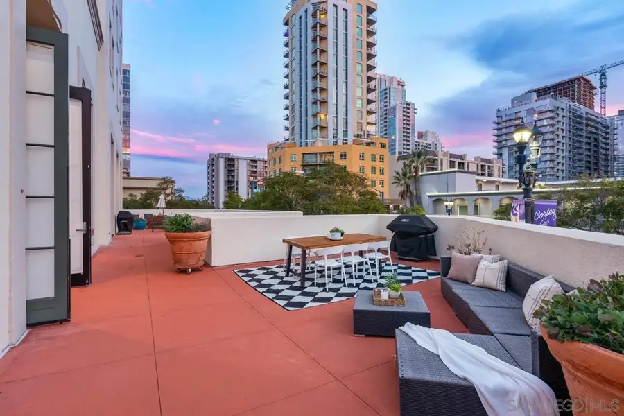 702 Ash St #102, San Diego, CA 92101 - Image #3