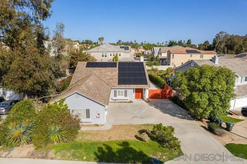 1723 Wildflower, Vista, CA 92083 - Image #2