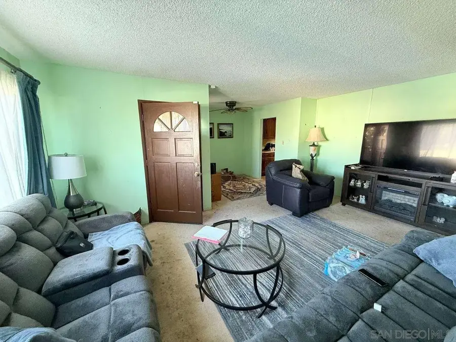 350 S Muriel Dr, Barstow, CA 92311 - Image #2