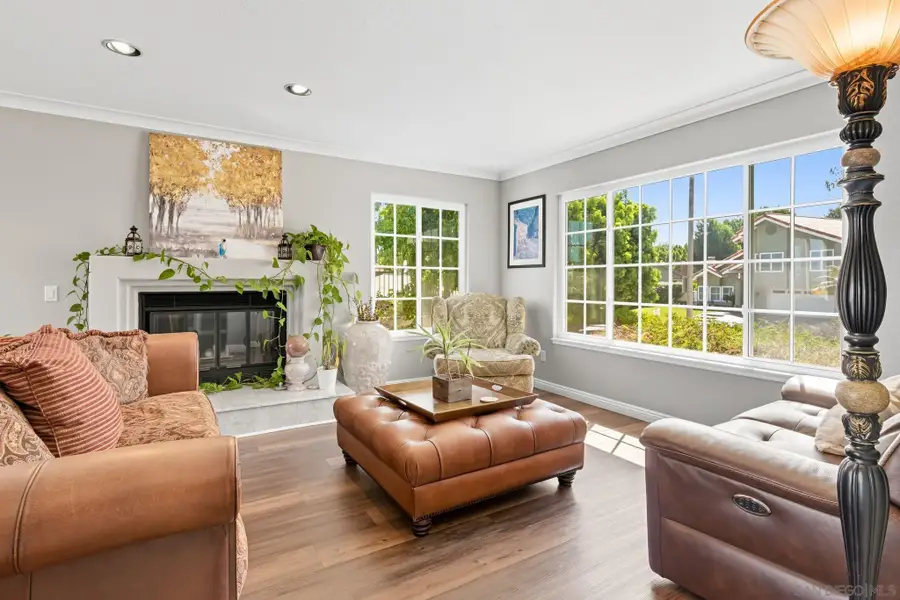 363 Surrey Dr, Bonita, CA 91902 - Image #2