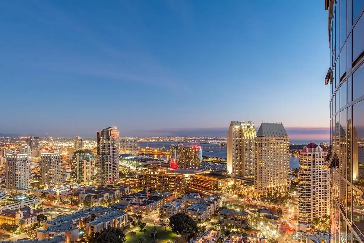 700 W E St #3504, San Diego, CA 92101 - #1