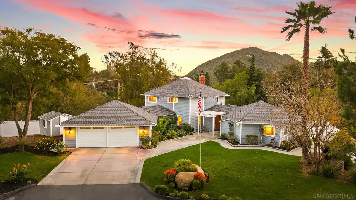 678 Via Rancho Pkwy, Escondido, CA 92029 - #1