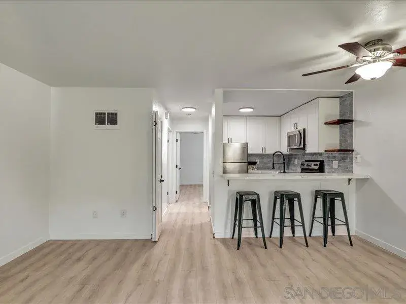 1124 Eureka St #17, San Diego, CA 92110 - Image #2