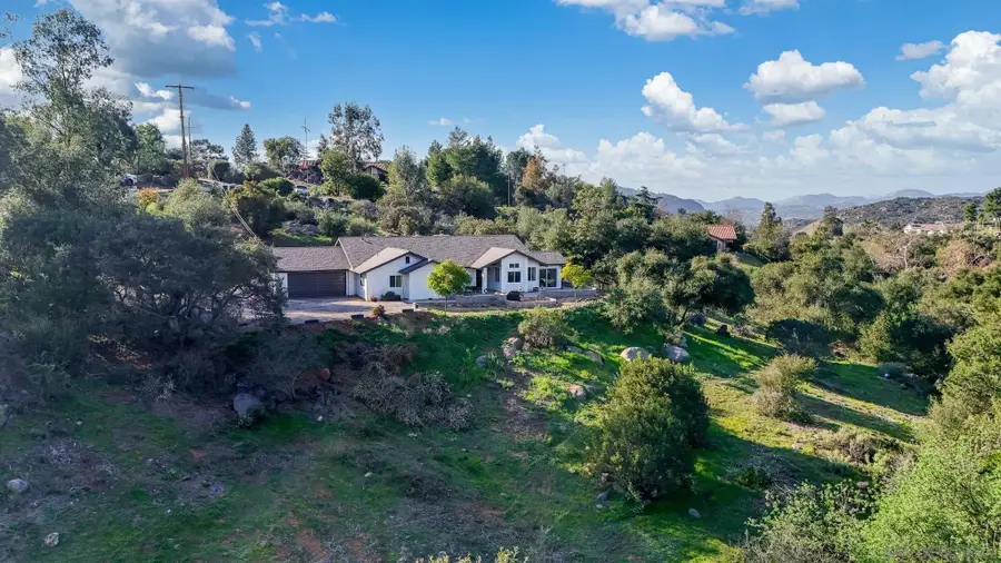 1392 Nancy Lee Ln, Alpine, CA 91901 - #3