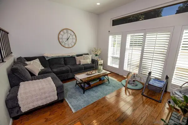 5715 Baltimore Drive #20, La Mesa, CA 91942