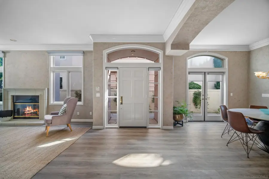 5380 Renaissance Ave, San Diego, CA 92122 - Image #3