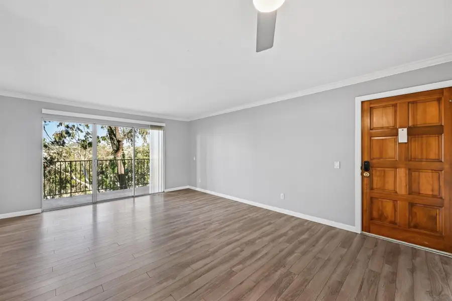 2330 Hosp Way #202, Carlsbad, CA 92008 - Image #2