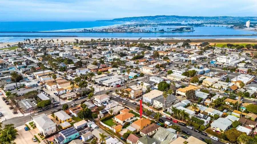 4963 Long Branch Ave, San Diego, CA 92107 - Image #2