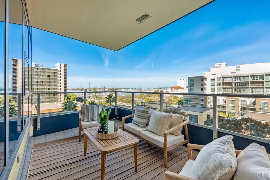 1325 Pacific Hwy #706, San Diego, CA 92101 - #2
