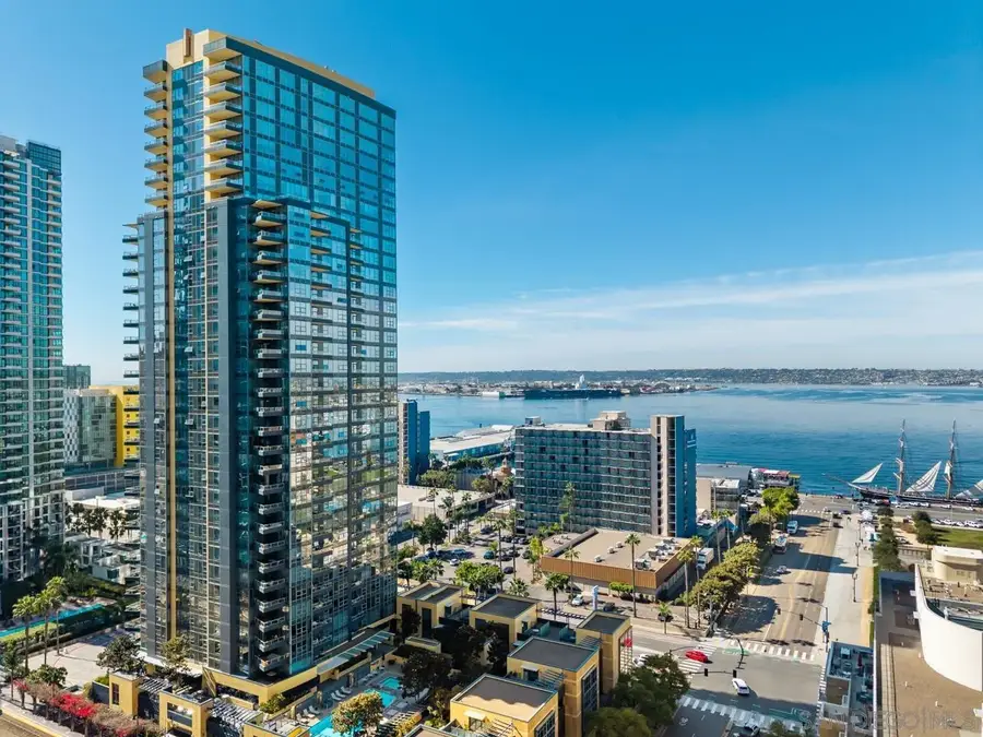 1325 Pacific Hwy #706, San Diego, CA 92101 - #3
