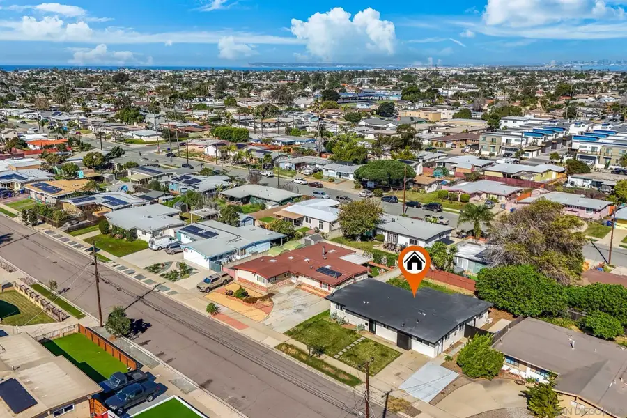 1128 Hemlock Ave, Imperial Beach, CA 91932 - #3