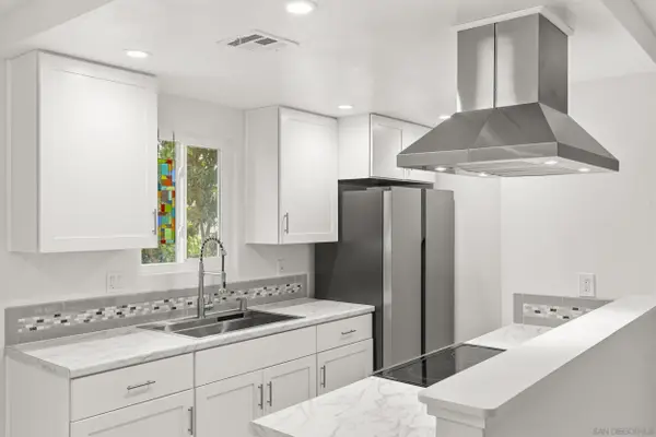 9855 Mission Greens Ct #4, Santee, CA 92071