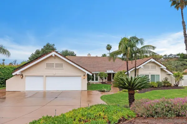14298 Ipava Dr, Poway, CA 92064