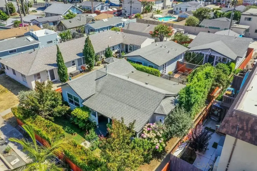 4831-35 Brighton Ave, San Diego, CA 92107 - #2