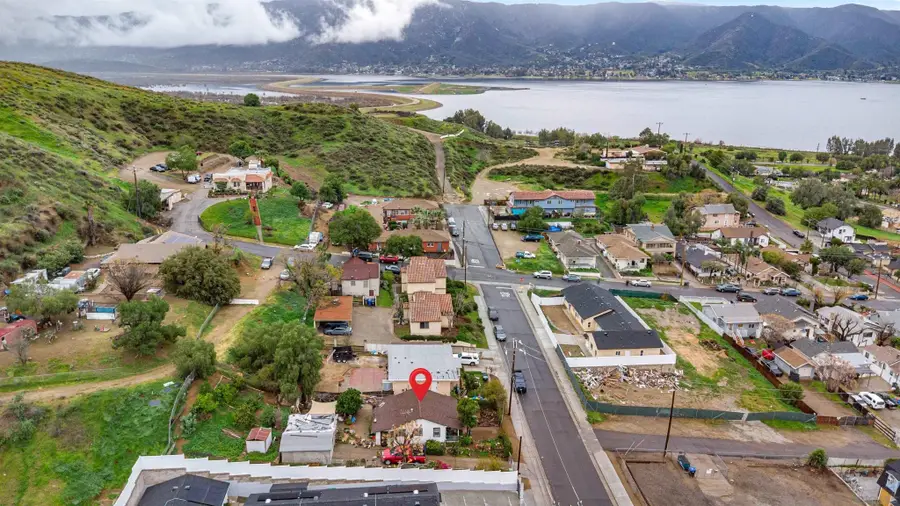 108 S Chestnut St, Lake Elsinore, CA 92530 - #3