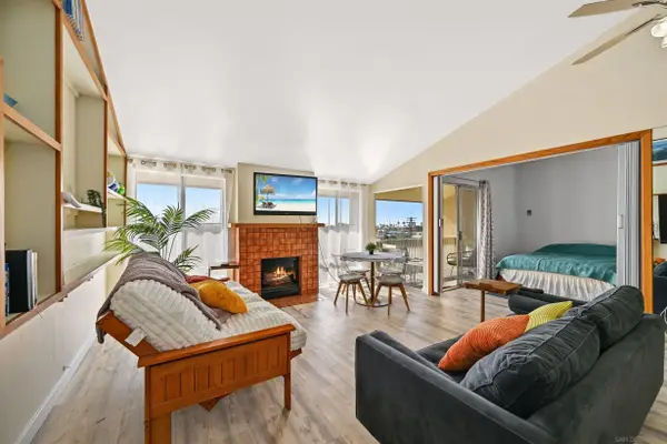 1855 Diamond St #5-327, San Diego, CA 92109