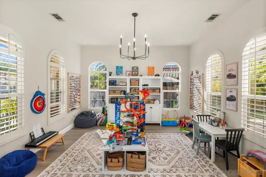 3224 Avenida La Cima, Carlsbad, CA 92009 - #2