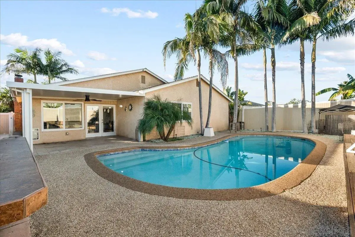 10853 Westonhill Dr, San Diego, CA 92126 - #1