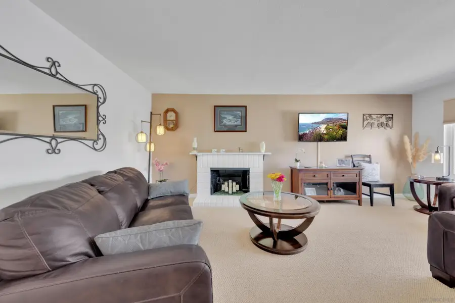 10851 Sandy Hook Rd, San Diego, CA 92126 - #3