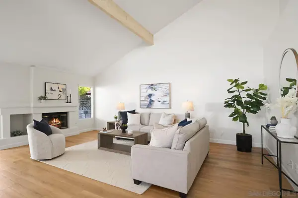 4094 Arcadia Way, Oceanside, CA 92056