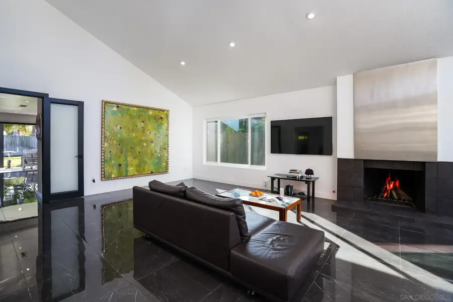 1517 Shields Ave, Encinitas, CA 92024 - #3