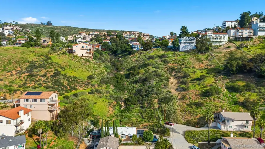 1450 Portola Ave #18, Spring Valley, CA 91977 - #3