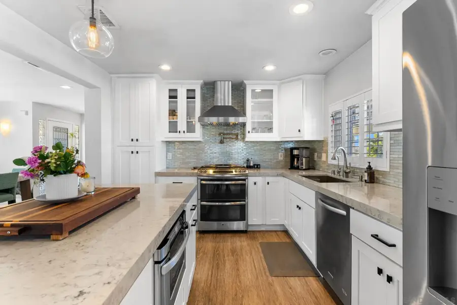 2146 Erie St, San Diego, CA 92110 - #2