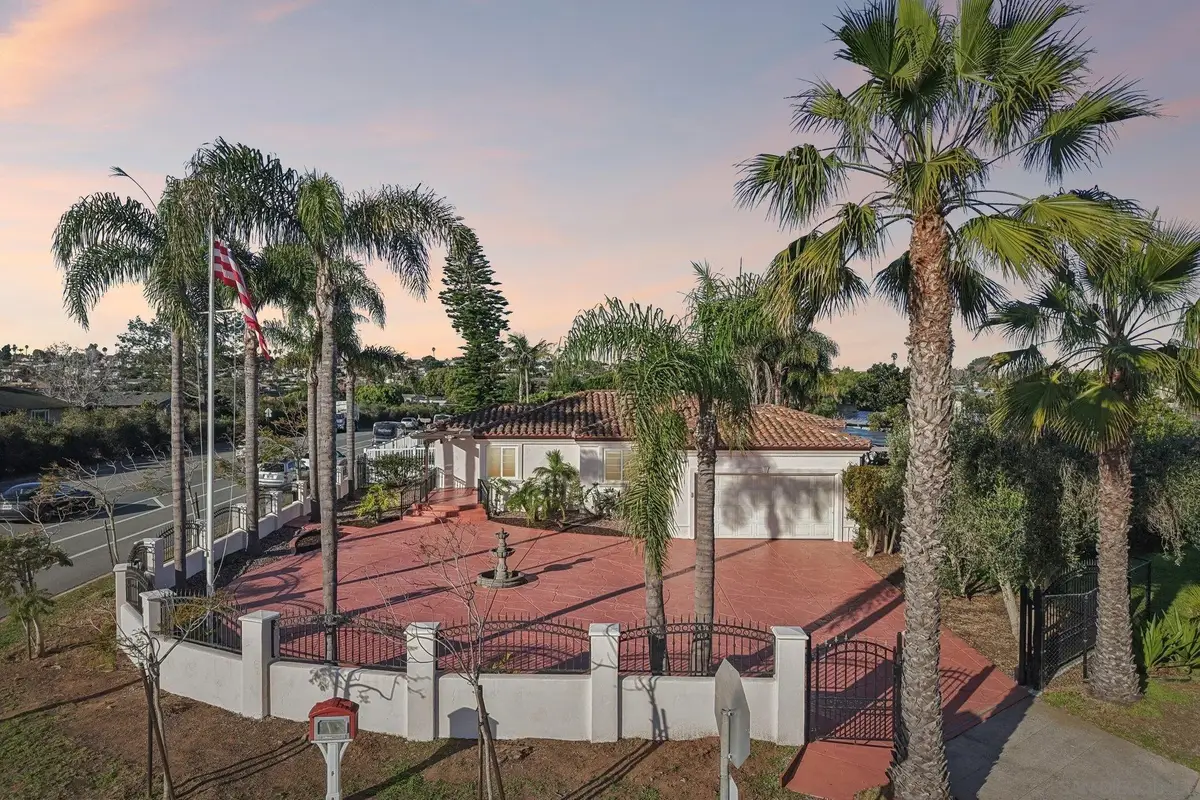 1590 Chatsworth Blvd, San Diego, CA 92107 - #1